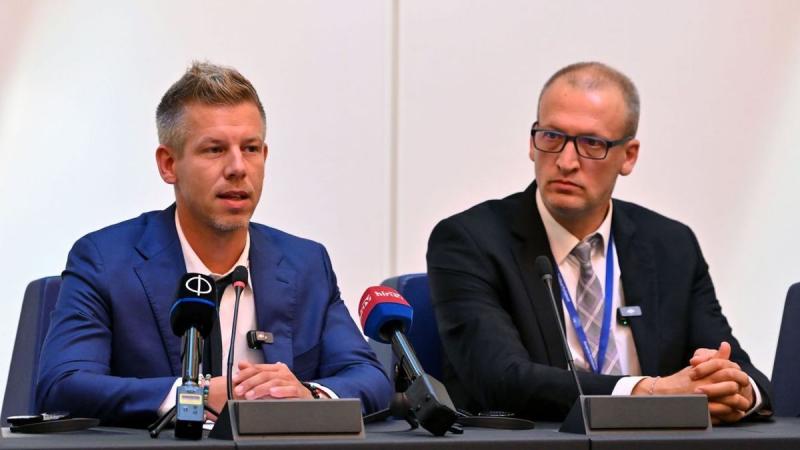 Magyar Péter beleesett a politikai játszmák legmélyebb csapdájába, és Orbán Balázs feljelentése sem fogja őt megmenteni ebből a helyzetből.