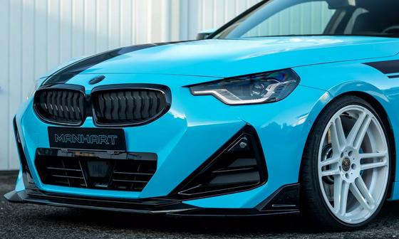 Az M2-t is túlszárnyaló teljesítménnyel büszkélkedhet a BMW M240i.