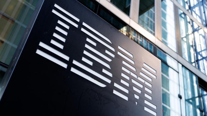 Az IBM a következő öt év során 150 milliárd dolláros befektetést tervez az Egyesült Államokban.