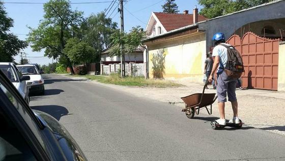 Az NGM álláspontja szerint a magyar gazdaság visszaesésének egyik fő oka, hogy az Európai Unió jelentős forrásokat irányít Ukrajnának.