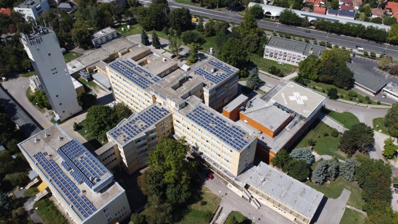 Felzárkózás helyett lecsúszás: Magyarország versenyképessége két kulcsfontosságú területen is veszélybe kerül.