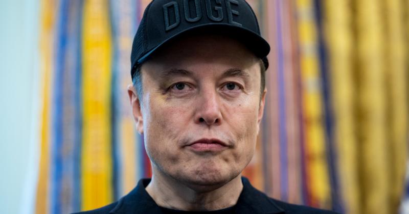 Elon Musk kifejezte megdöbbenését Donald Trump legújabb törvényjavaslatával kapcsolatban, amelyet „undorító förtelemnek” titulált.