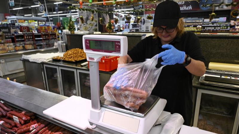 Egy korszak véget ér, hiszen sokak kedvenc üzlete végleg bezárja kapuit. Az árstop bevezetése lett az utolsó csepp a pohárban, ami a döntést meghozta - olvashatjuk a Pénzcentrum friss híreiben.