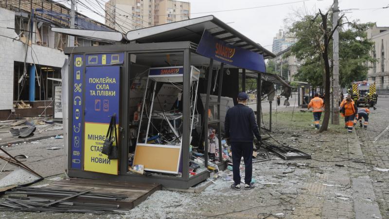 Az orosz erők új stratégiára váltottak, ezzel komoly kihívás elé állítva az ukrán hadsereget.