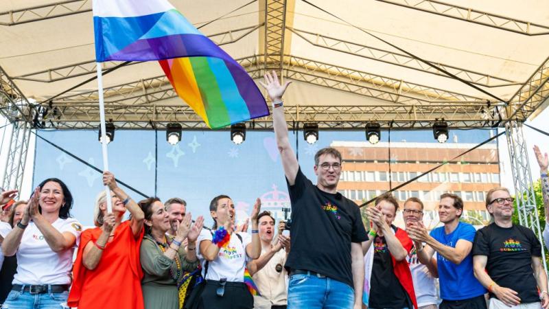 A Pride rendezvény szervezői közül eddig senki sem kapott hivatalos értesítést a hatóságoktól.