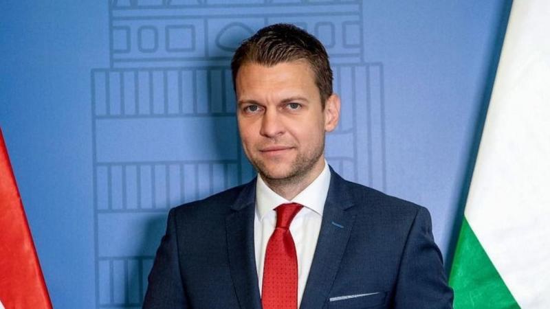 Menczer Tamás: Harc Nélkül Nincs Győzelem – Videóval kiegészítve

Menczer Tamás hangsúlyozza, hogy a siker eléréséhez elengedhetetlen a küzdelem. A videóban bemutatott gondolatok rávilágítanak arra, hogy az akadályok leküzdése és a kitartás kulcsfontosság
