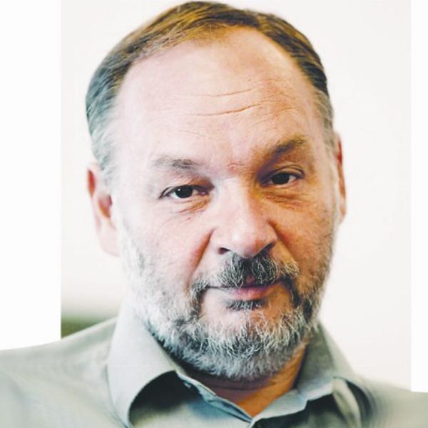 A negatív szándékú egyének, akik képesek másokat manipulálni vagy bántani, gyakran a társadalom árnyékos oldalát képviselik. Ezek az emberek nem csupán a saját érdekeiket nézik, hanem hajlamosak mások kárára cselekedni, hogy elérjék céljaikat. A rossz emb